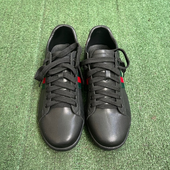 Gucci sneakers - Picture 1 of 10